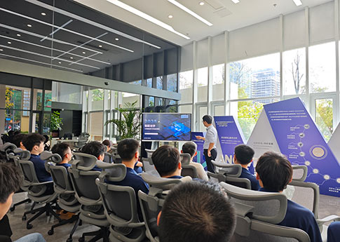 凝心攻坚！朗蔚光学第四季度会议 暨百日攻坚启动仪式圆满举行